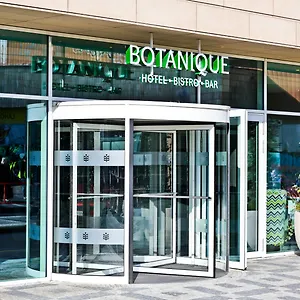 4* מלון Botanique