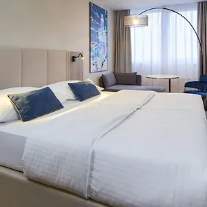 4* Hotel Orea Pyramida