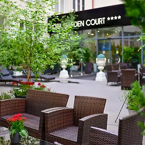 4* Hotel Garden Court