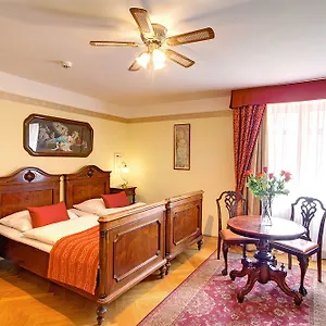 Hotel Mucha, Praga